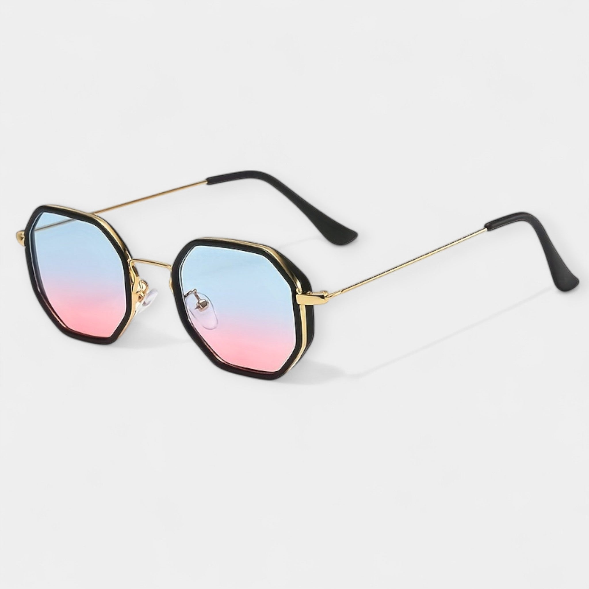 Ilona | Modernas, ērtas, pretatstarojošas brilles