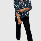 Noor | Eleganta blūze ar grafisku rakstu