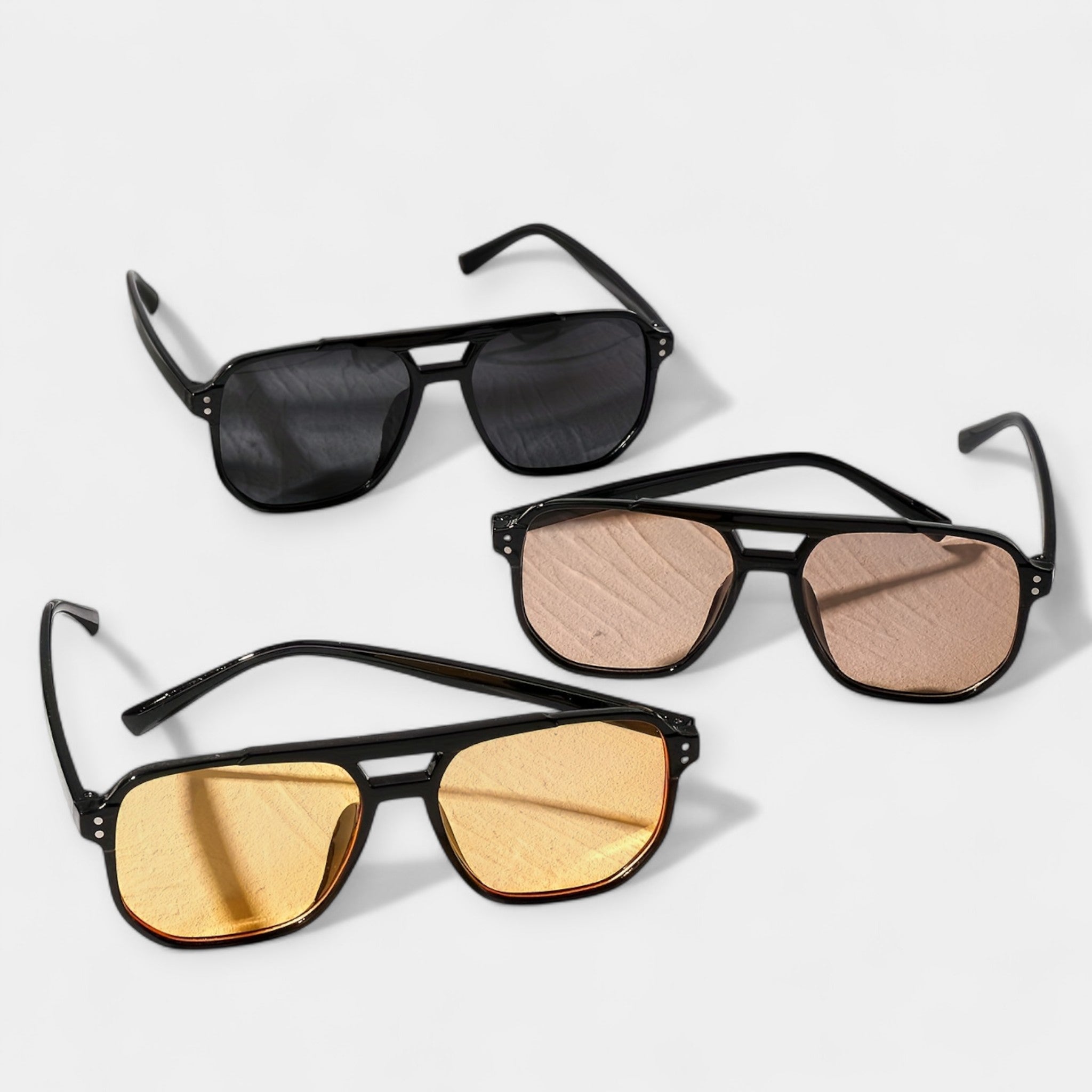 Réka | Modernas ģeometriskas brilles pilsētas stilā