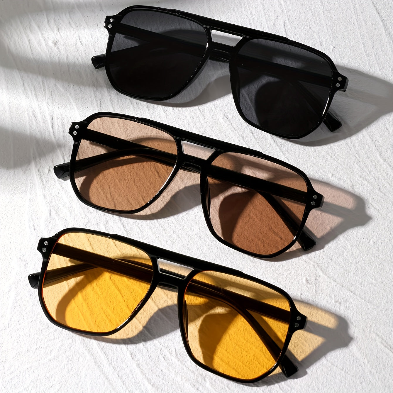 Réka | Modernas ģeometriskas brilles pilsētas stilā