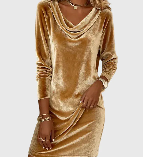 Zsófia | Eleganta zila zamšādas kleita