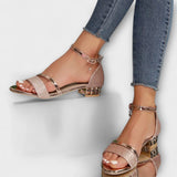 Elina | Elegantas sandales ar zelta detaļām