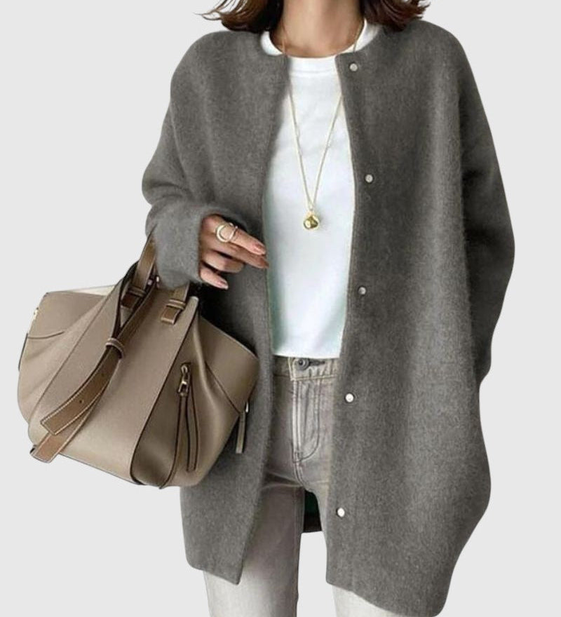 Juli | Mīksts, pagarināts kardigans ar pogām