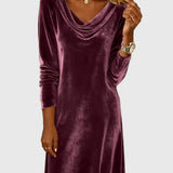 Zsófia | Eleganta zila zamšādas kleita