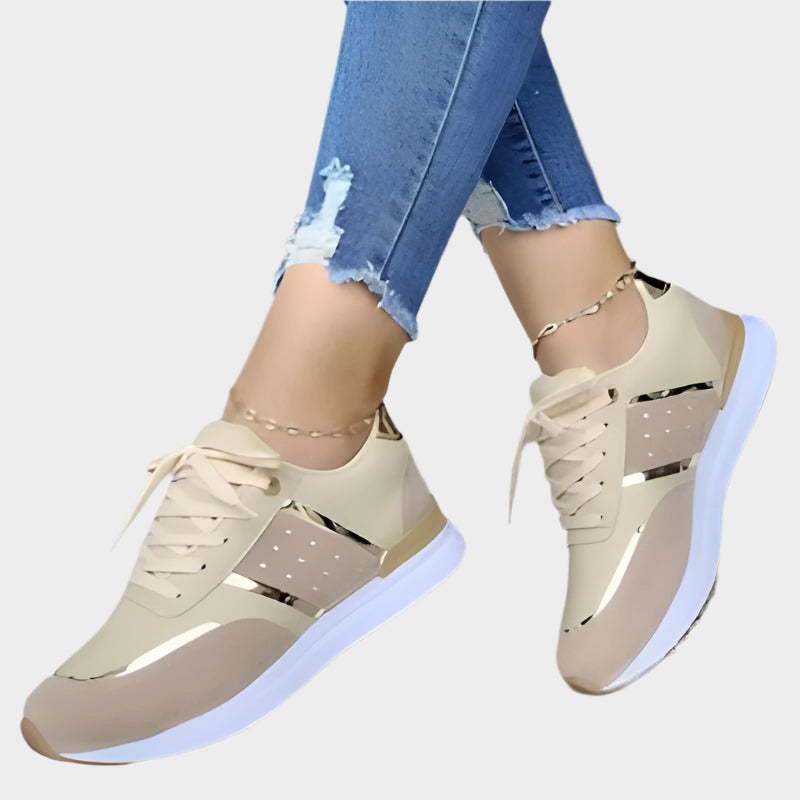 Judit | Melnas kedas ar zelta detaļām