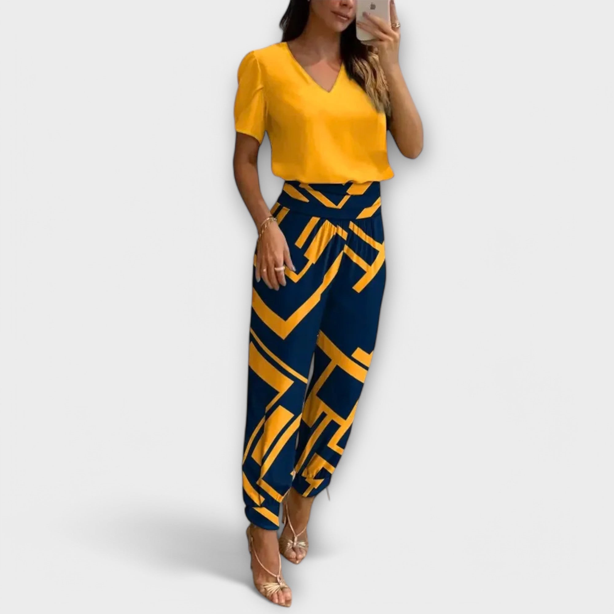 Irmelin | Elegants tops un bikses