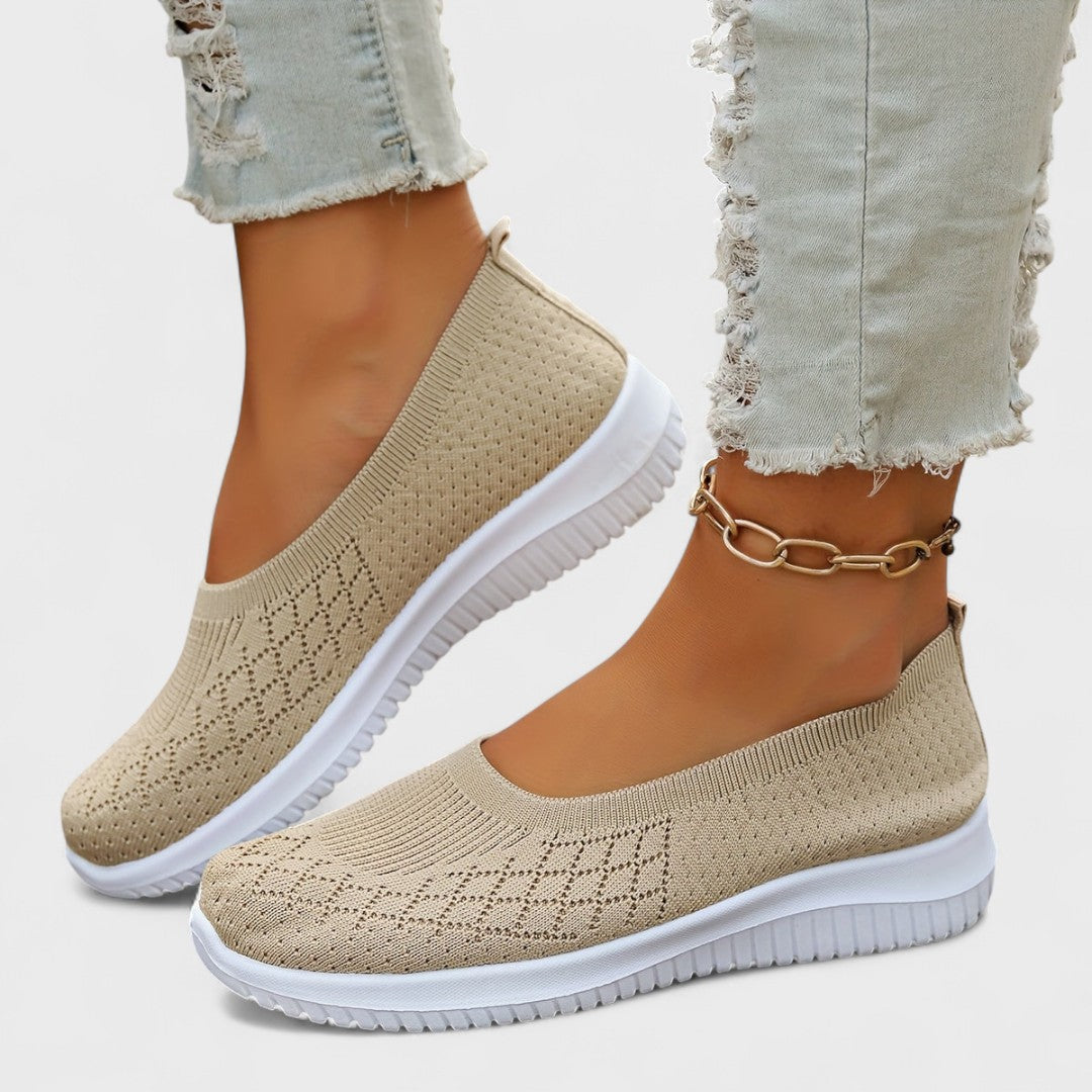 Renāta | Elpojoši ērti Renáta apavi