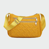 Jasmīna | Melna stepēta sieviešu plecu soma